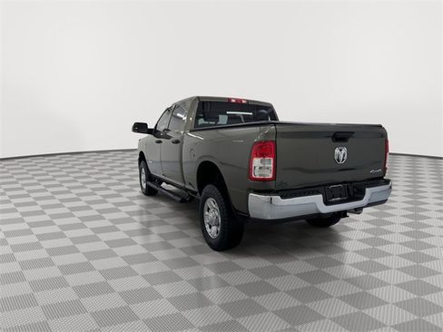 Used 2022 RAM 2500 Tradesman w/ Chrome Appearance Group image 8