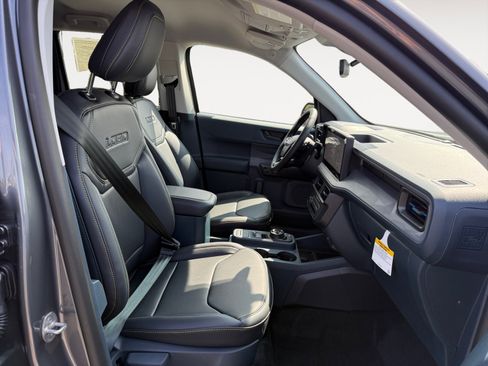 New 2025 Ford Maverick Lobo AWD/4WD image 19