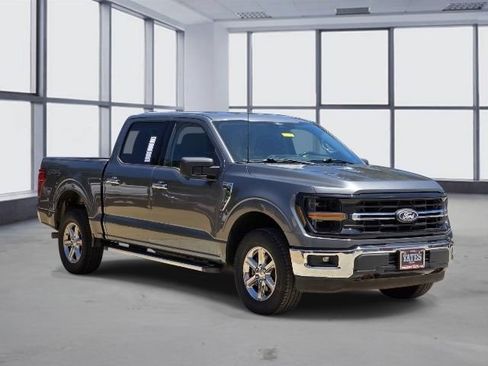 Used 2024 Ford F150 XLT w/ Tow/Haul Package AWD/4WD image 3