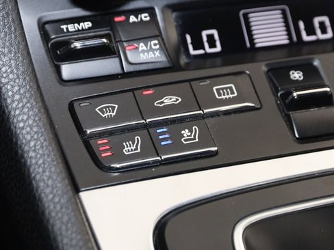 Used 2017 Porsche 718 Boxster S RWD image 9