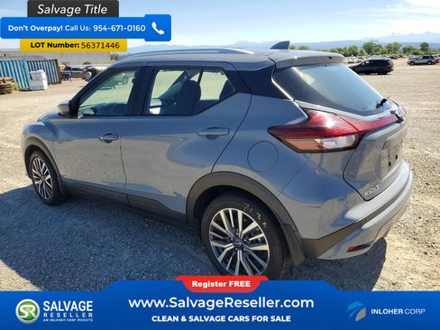 Used 2022 Nissan Kicks SV FWD image 3