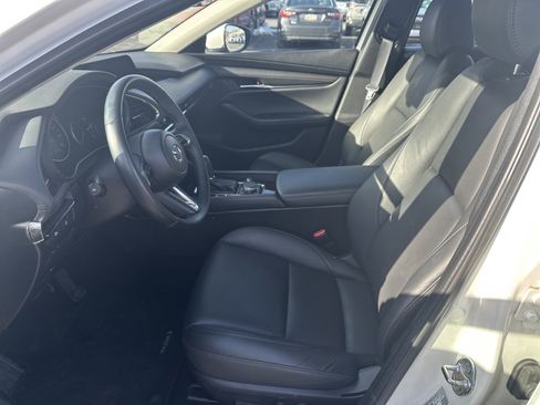 Used 2025 MAZDA MAZDA3 s image 12