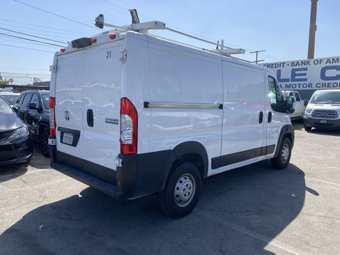 Used 2023 RAM ProMaster 2500 FWD image 9