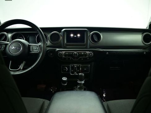 Used 2023 Jeep Wrangler Sport S image 37