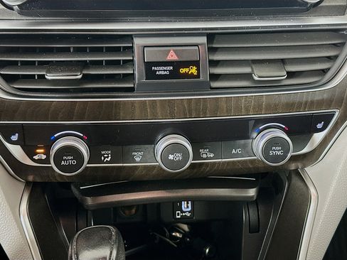 Used 2020 Honda Accord EX-L image 22