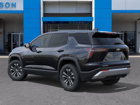 New 2026 Chevrolet Equinox LT FWD image 3