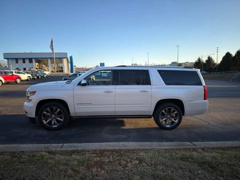Used 2016 Chevrolet Suburban LTZ image 4