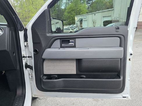 Used 2013 Ford F150 XLT w/ Luxury Equipment Group image 19