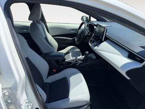 Used 2019 Toyota Corolla SE w/ SE Option Package FWD image 15