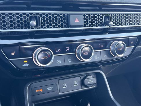 Certified 2025 Honda Civic Sport Touring image 15