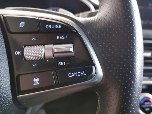 Used 2019 Genesis G70 2.0T Advanced w/ Elite Package RWD image 25