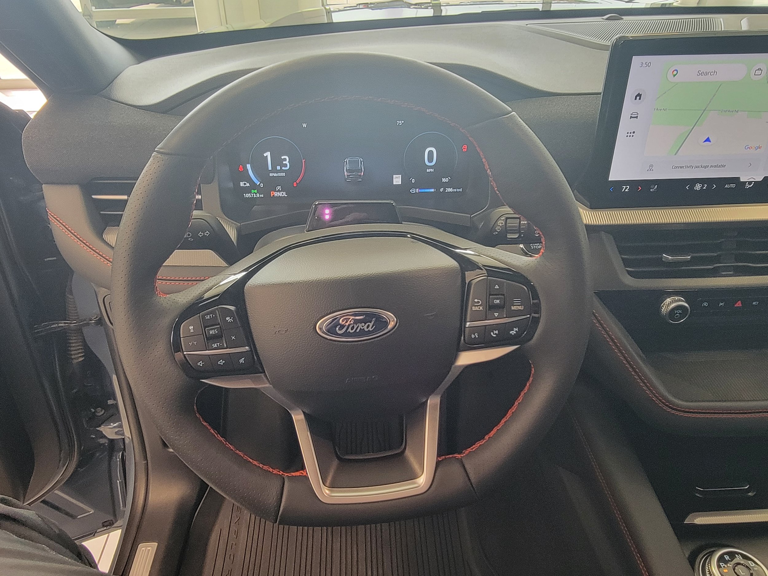 Used 2025 Ford Explorer ST-Line AWD/4WD image 16
