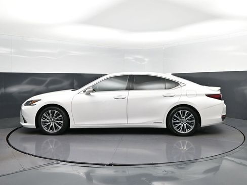 Used 2021 Lexus ES 300h w/ Premium Package FWD image 4