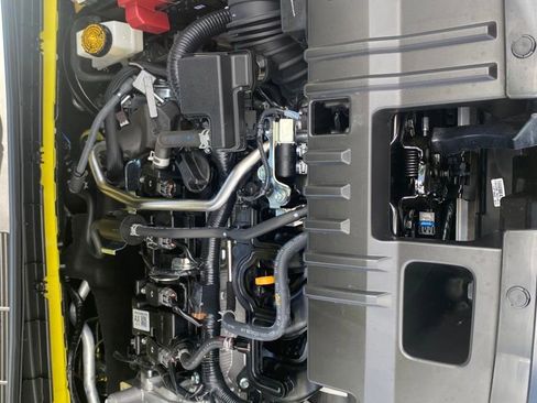 New 2026 Nissan Kicks SR image 18