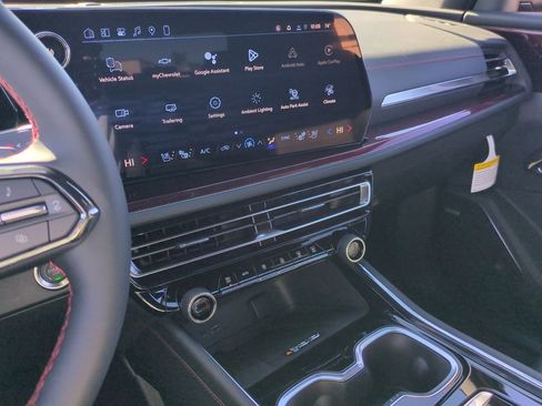 New 2026 Chevrolet Traverse RS image 13