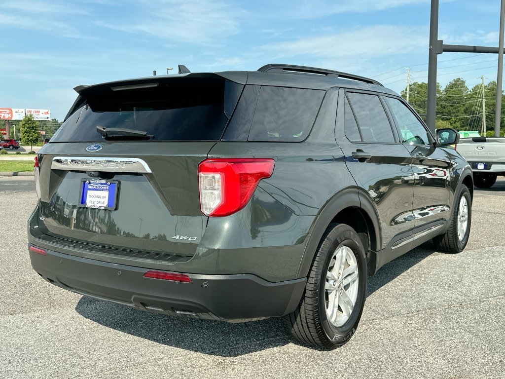 Used 2022 Ford Explorer XLT AWD/4WD image 7