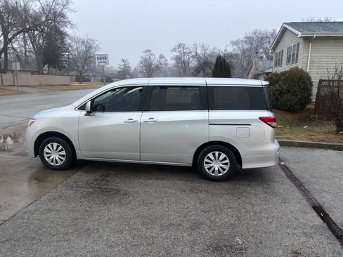 Used 2014 Nissan Quest S image 16