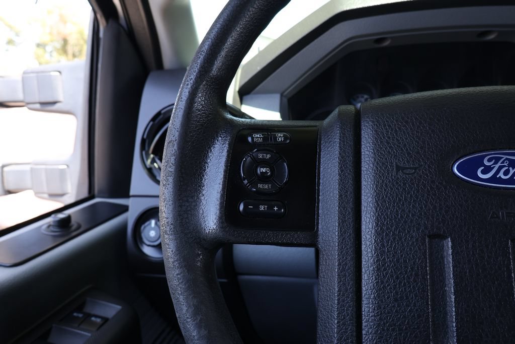 Used 2015 Ford F550 2WD Crew Cab Super Duty image 30