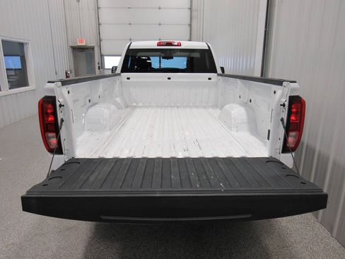 Used 2022 GMC Sierra 1500 Pro w/ Pro Value Package AWD/4WD image 15