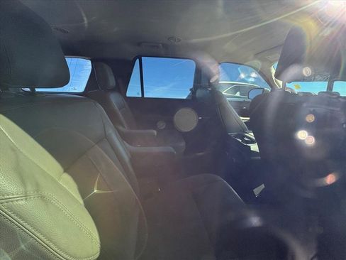 Used 2020 Ford Expedition XLT w/ Equipment Group 202A image 3