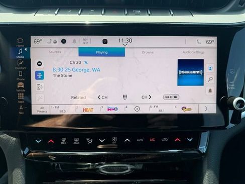 New 2026 Jeep Grand Cherokee L Limited AWD/4WD image 25