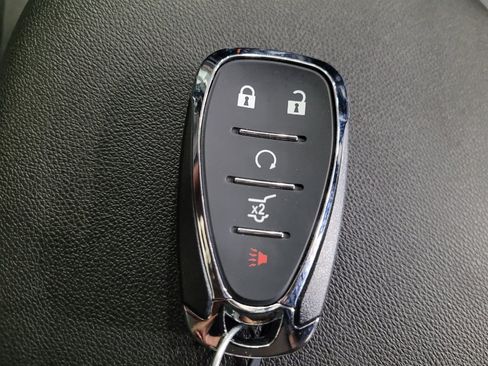 Used 2018 Chevrolet Equinox LT w/ Sun & Infotainment Package AWD/4WD image 32