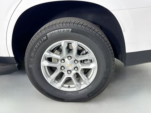 Used 2025 Chevrolet Tahoe LT AWD/4WD image 32