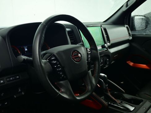 Used 2024 Nissan Frontier PRO-4X w/ Pro Premium Package image 17