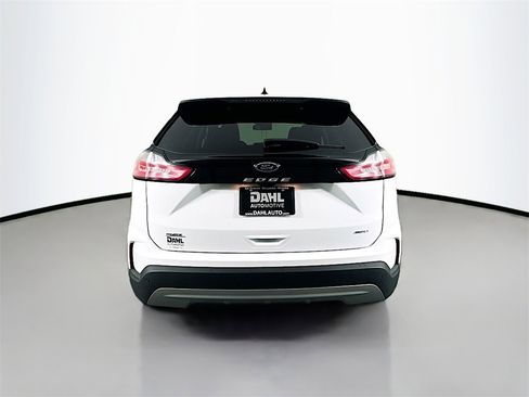 Used 2023 Ford Edge SEL image 10