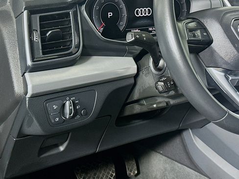 Used 2025 Audi Q5 2.0T Premium image 16