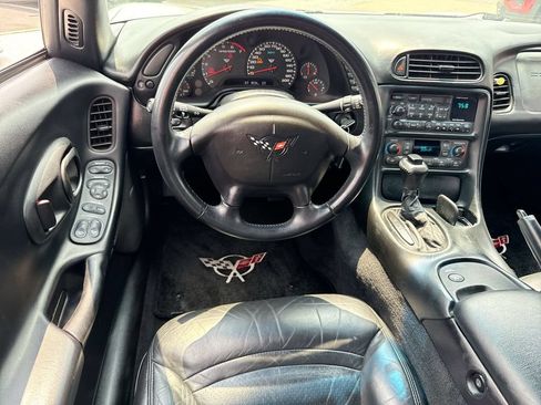 Used 1999 Chevrolet Corvette Coupe w/ Memory Pkg RWD image 20