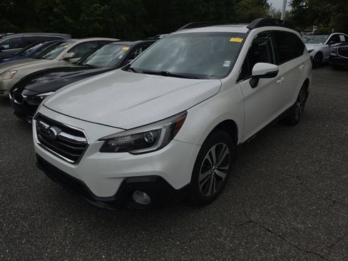 Used 2018 Subaru Outback 2.5i Limited AWD/4WD image 1