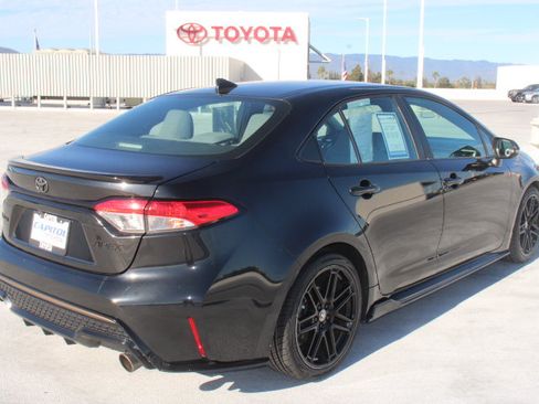 Used 2021 Toyota Corolla SE w/ Carpet Mat Package (TMS) FWD image 3