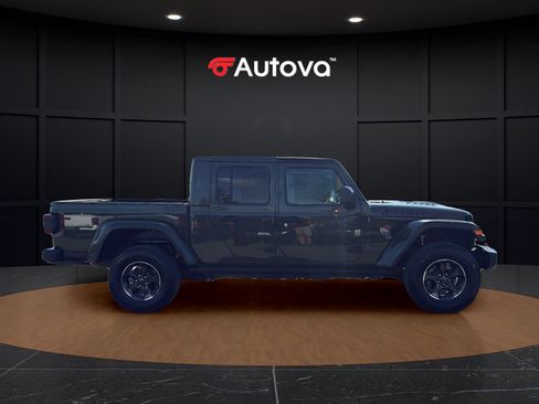 Used 2021 Jeep Gladiator Rubicon w/ LED Lighting Group AWD/4WD image 6