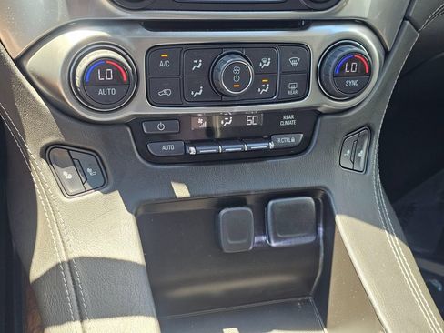 Used 2019 Chevrolet Tahoe LT AWD/4WD image 36