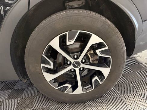 Used 2025 Kia Sportage EX w/ Premium Package AWD/4WD image 46