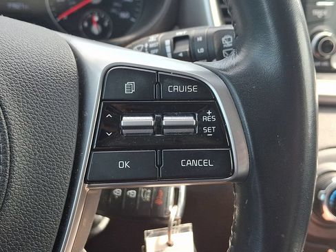 Used 2019 Kia Sorento AWD V6 image 22