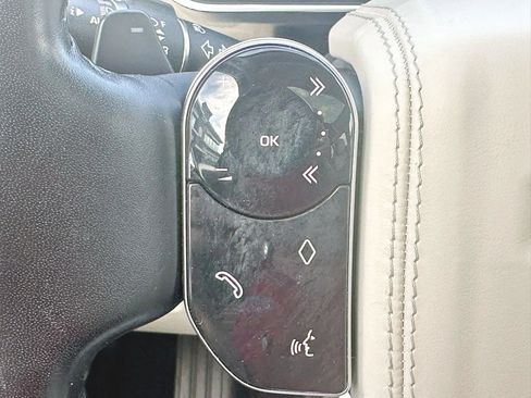 Used 2018 Land Rover Range Rover HSE AWD/4WD image 38
