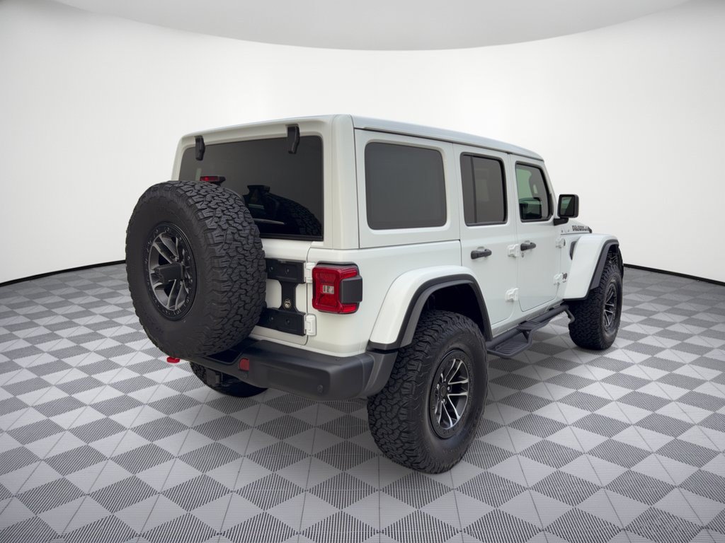 Used 2026 Jeep Wrangler Unlimited Rubicon AWD/4WD image 9
