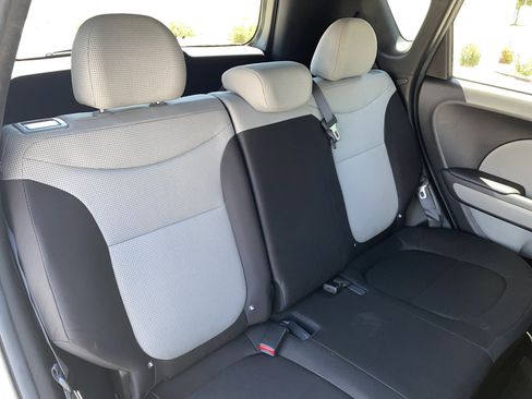 Used 2016 Kia Soul FWD image 20