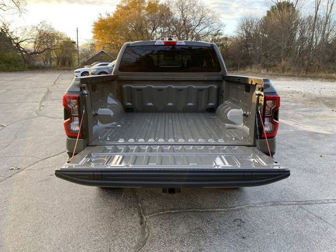 New 2025 Ford Ranger Lariat w/ FX4 Off-Road Package image 17