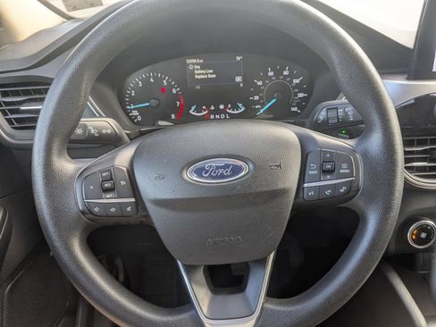 Used 2020 Ford Escape SE FWD image 19
