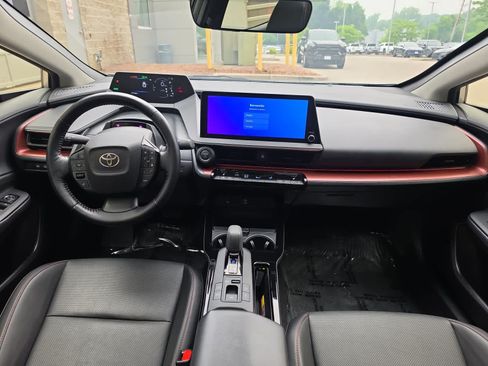 Used 2024 Toyota Prius Prime FWD image 25
