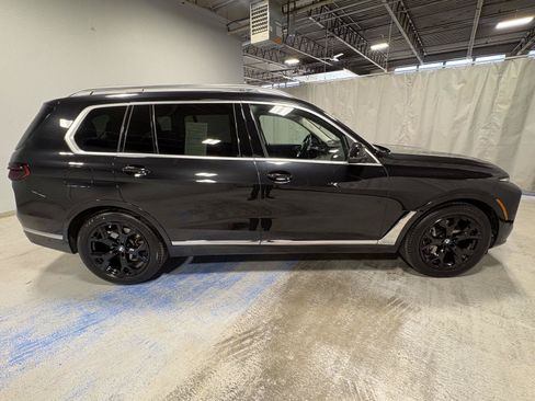 Used 2024 BMW X7 xDrive40i w/ Premium Package AWD/4WD image 17