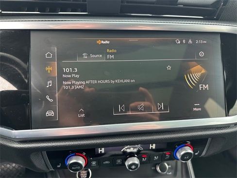 Used 2024 Audi Q3 2.0T Premium image 16