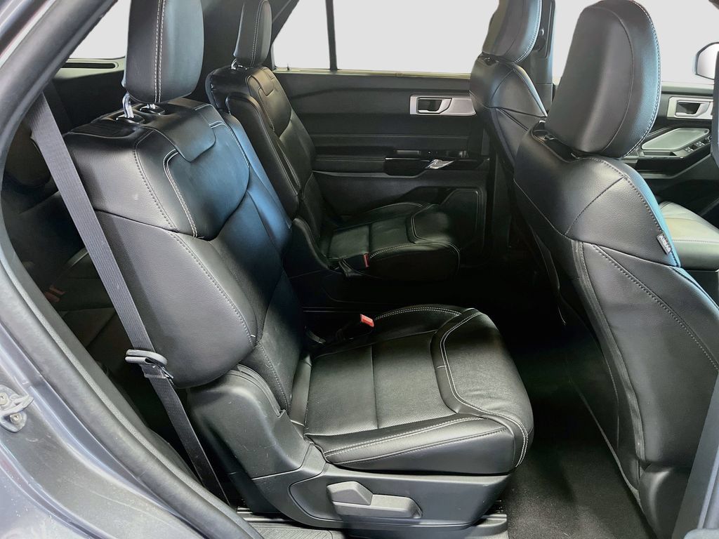 Used 2024 Ford Explorer ST w/ Equipment Group 401A AWD/4WD image 30