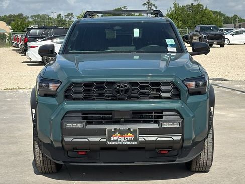 New 2026 Toyota 4Runner TRD Off-Road Premium AWD/4WD image 8