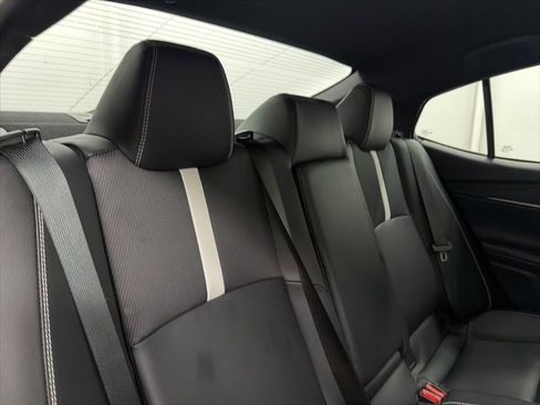 Used 2025 Toyota Camry SE image 24