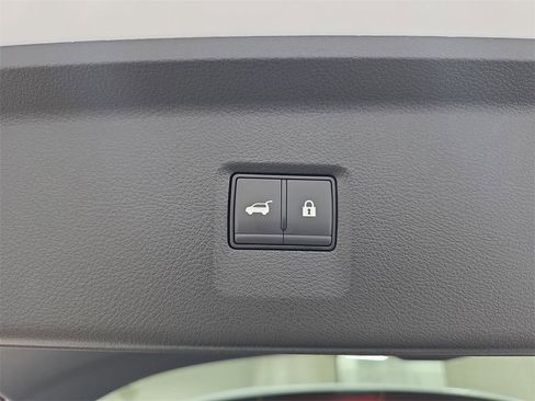 Certified 2026 INFINITI QX60 Luxe w/ Family Package image 33