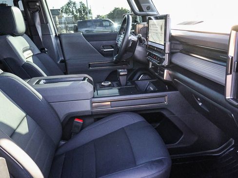 Used 2024 GMC Hummer EV 3X AWD/4WD image 18